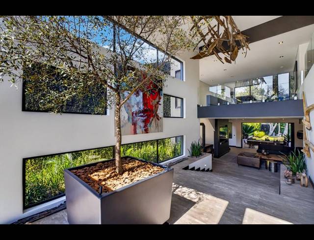 4 BEDROOM HOUSE FOR SALE IN PARKHURST